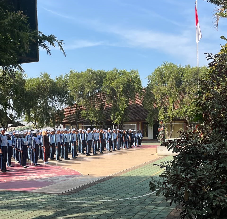 Pendidikan Karakter DIKSI SMK Negeri 1 Windusari: Membentuk Disiplin, Integritas, dan Budi Pekerti Siswa